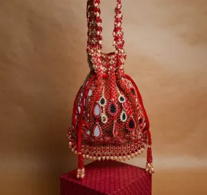 Aaina Jaal Jhaalar Garnet