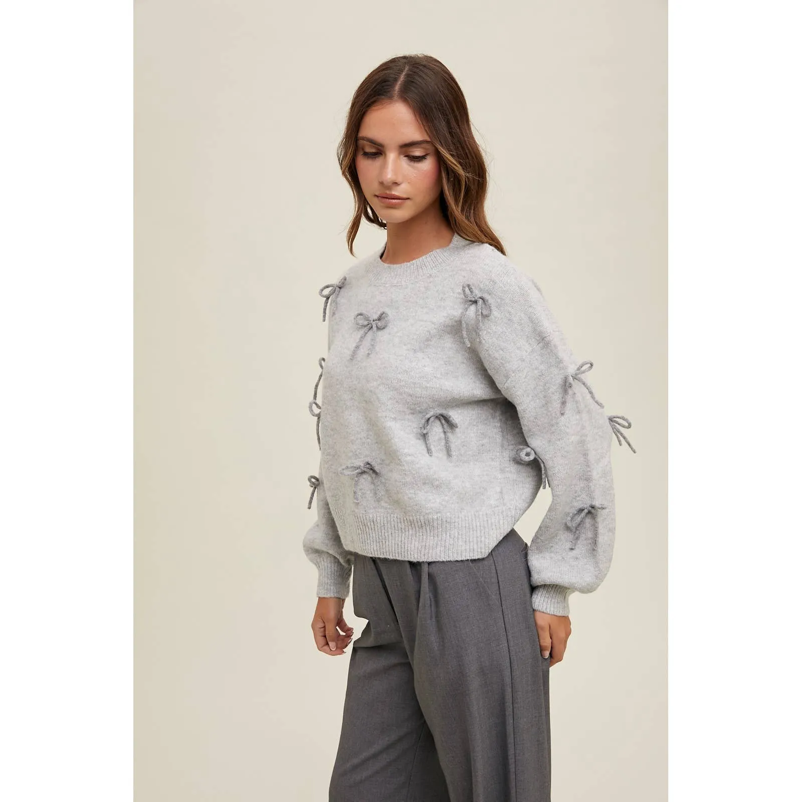 BOW DETAILED BRUSHED KNIT SWEATER