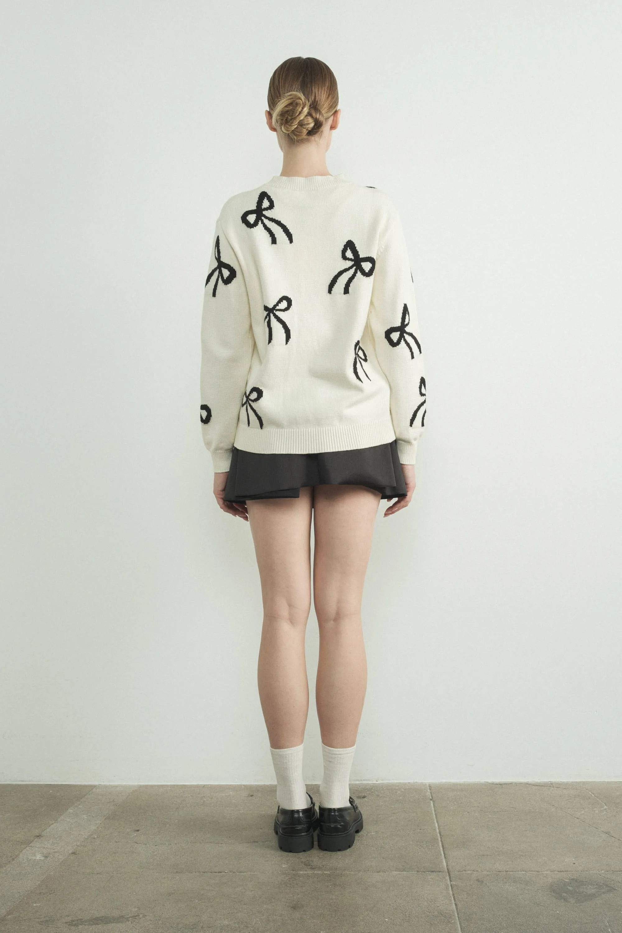 BOW PRINT LOOSE FIT SWEATER