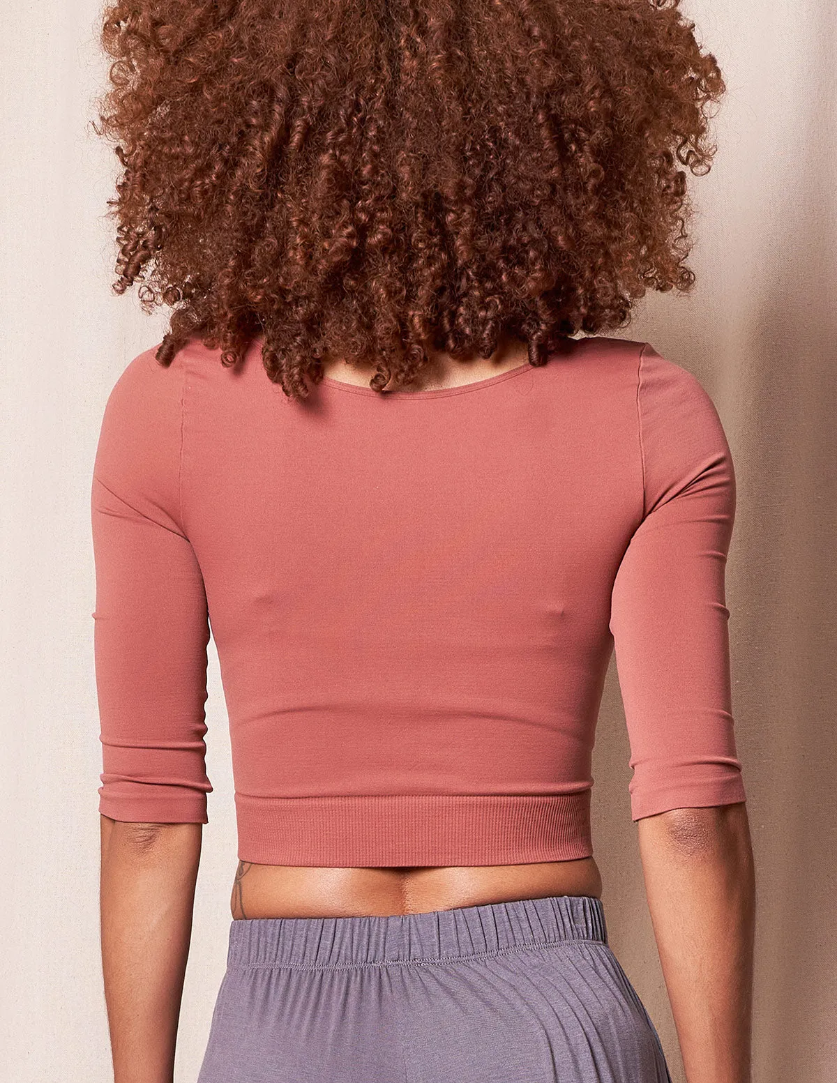 Control Fit 3/4 Sleeve Crop Top