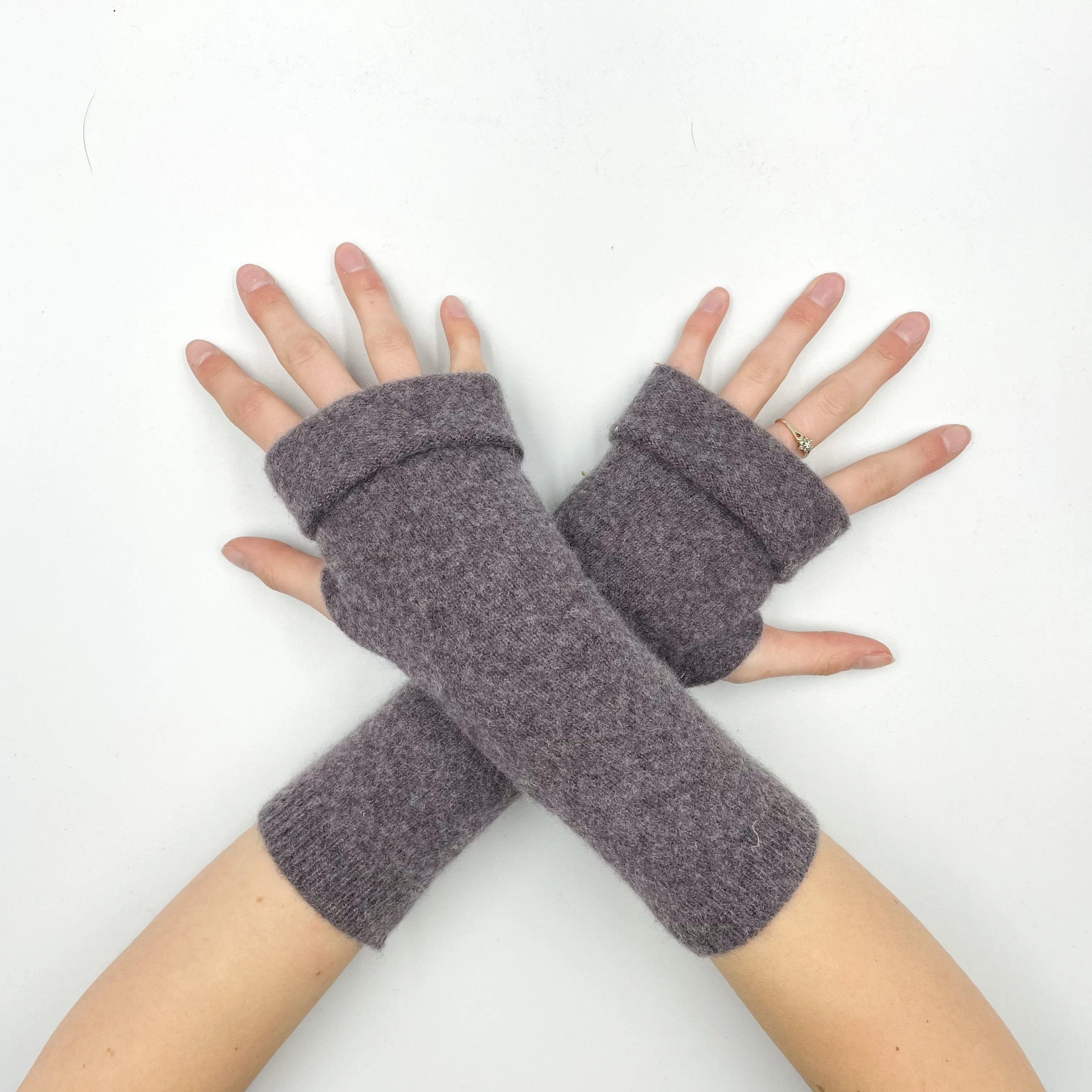 Faded Aubergine Fingerless Gloves