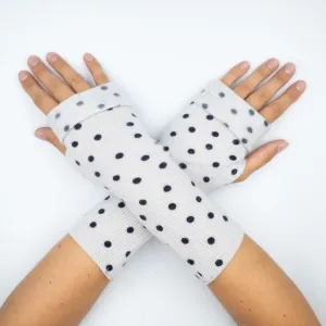Frost Grey Dotty Cashmere Fingerless Gloves