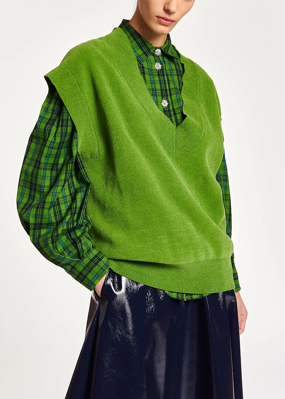 Green sleeveless knitted vest