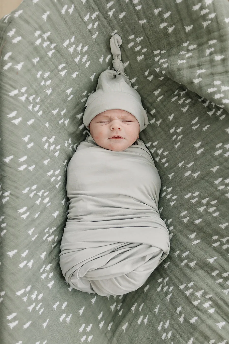 Newborn Knot Hats