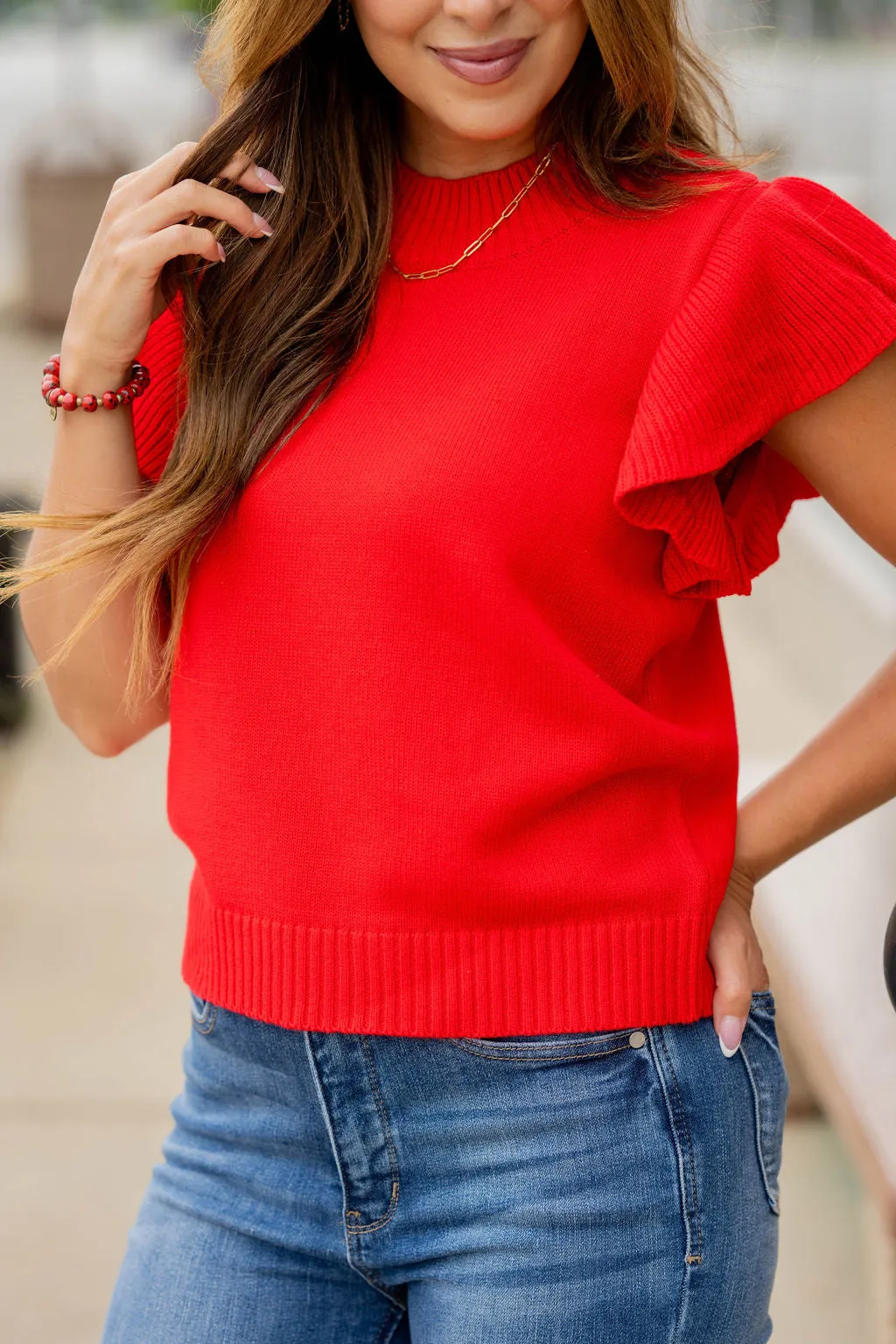 Thick Ribbed Ruffle Knit Tee