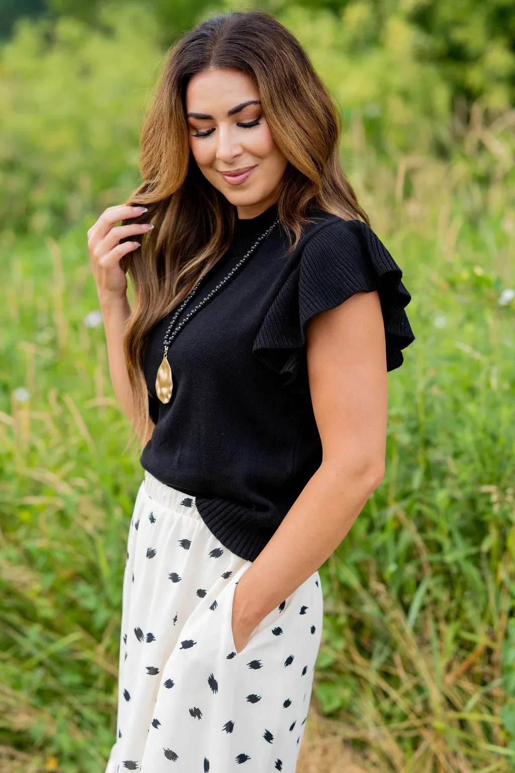 Thick Ribbed Ruffle Knit Tee